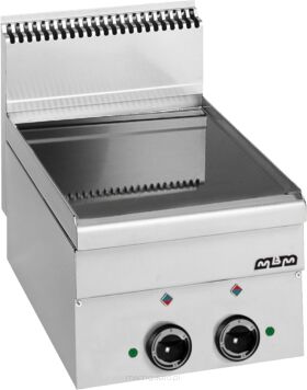 KUCHNIA ELEKTRYCZNA Z PŁYTĄ CERAMICZNĄ M600